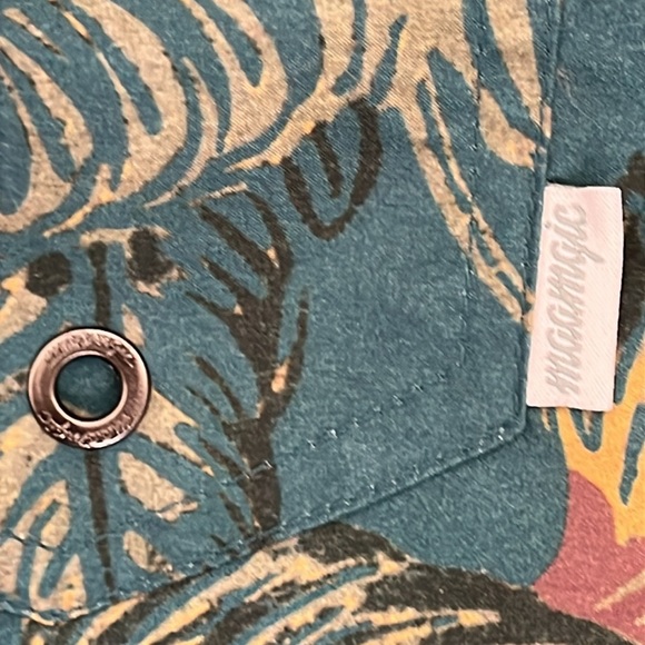 NWT Maamgic ChinoWave Floral Print Mens Swim Trunks Size Medium Green Gold Beach - Picture 6 of 16